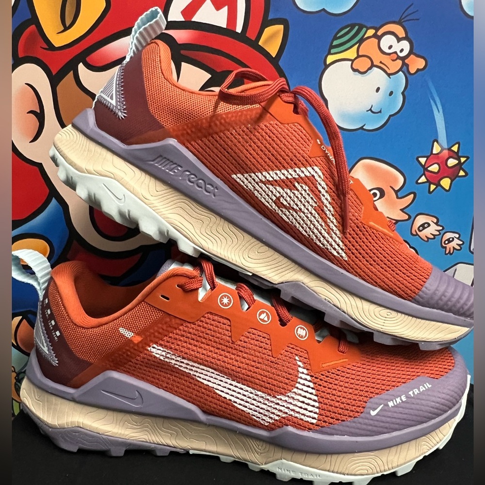 NIKE Wildhorse 8 Trail. New, No box. Men’s size 9, Women’s size 10.
